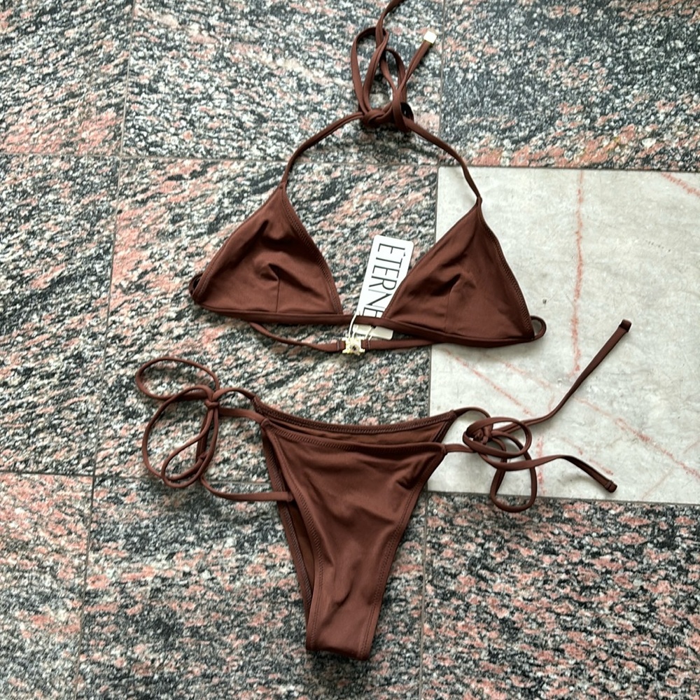 Eterne bikini medium top small bottom